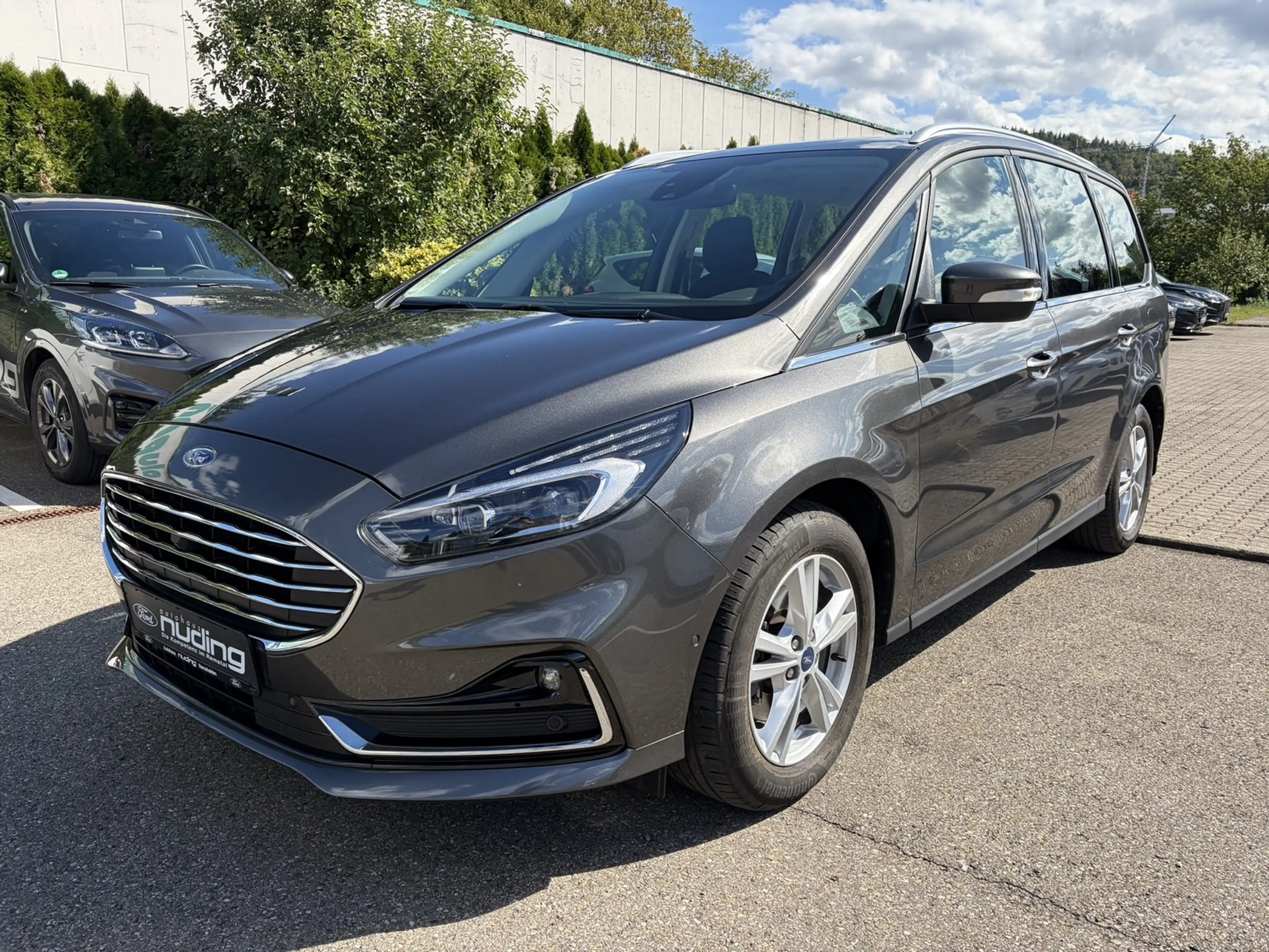 Ford Galaxy 2.5 Duratec FHEV CVT Titanium ACC/LED/BLIS — photo 2