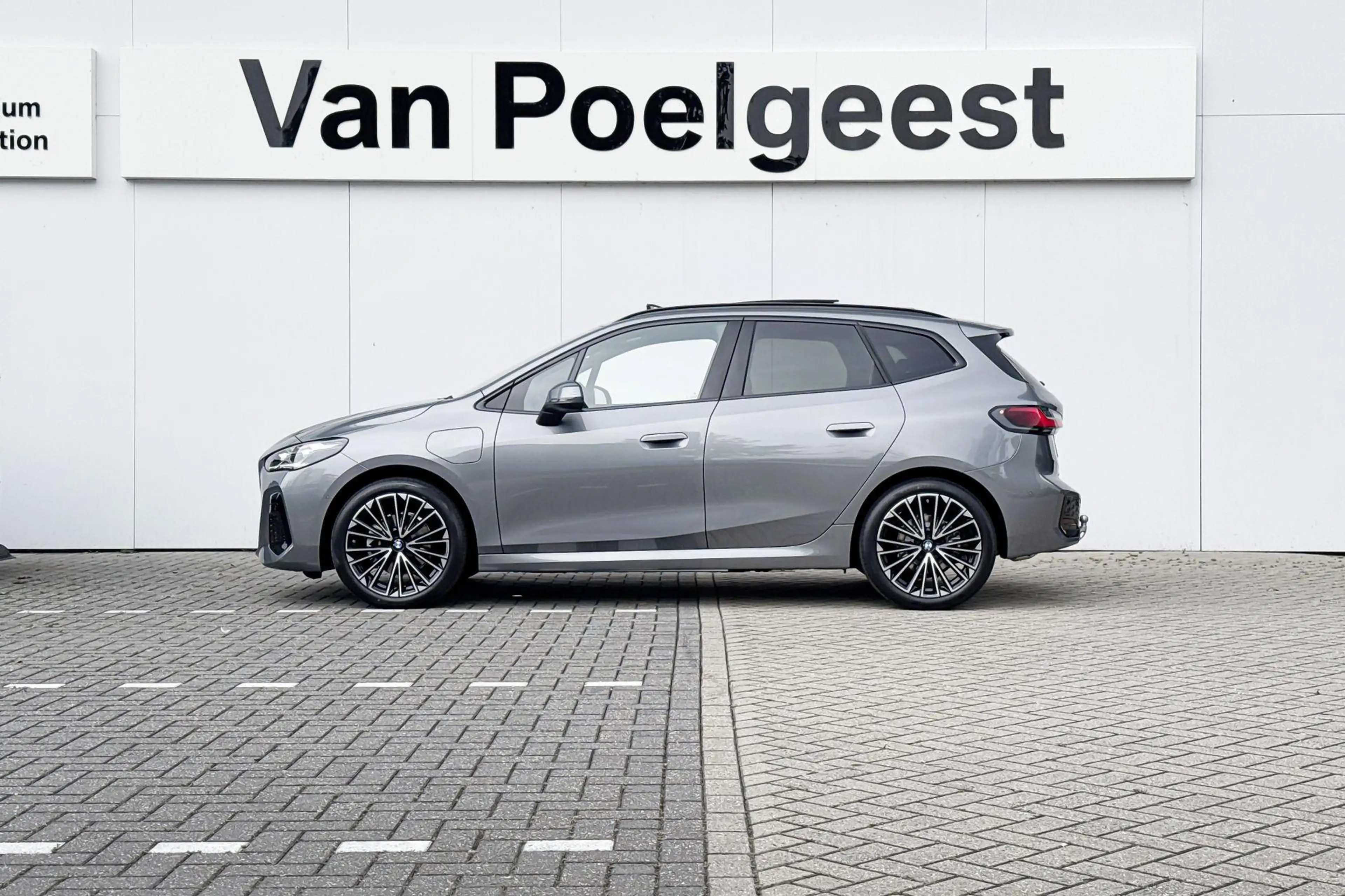 BMW 225 2 Serie Active Tourer 225e xDrive | Travel Pack | — photo 2