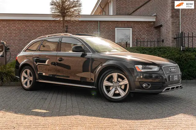 Audi A4 allroad 2.0 TFSI Quattro Sport 211 PK Aut. Pano Leder Xeno