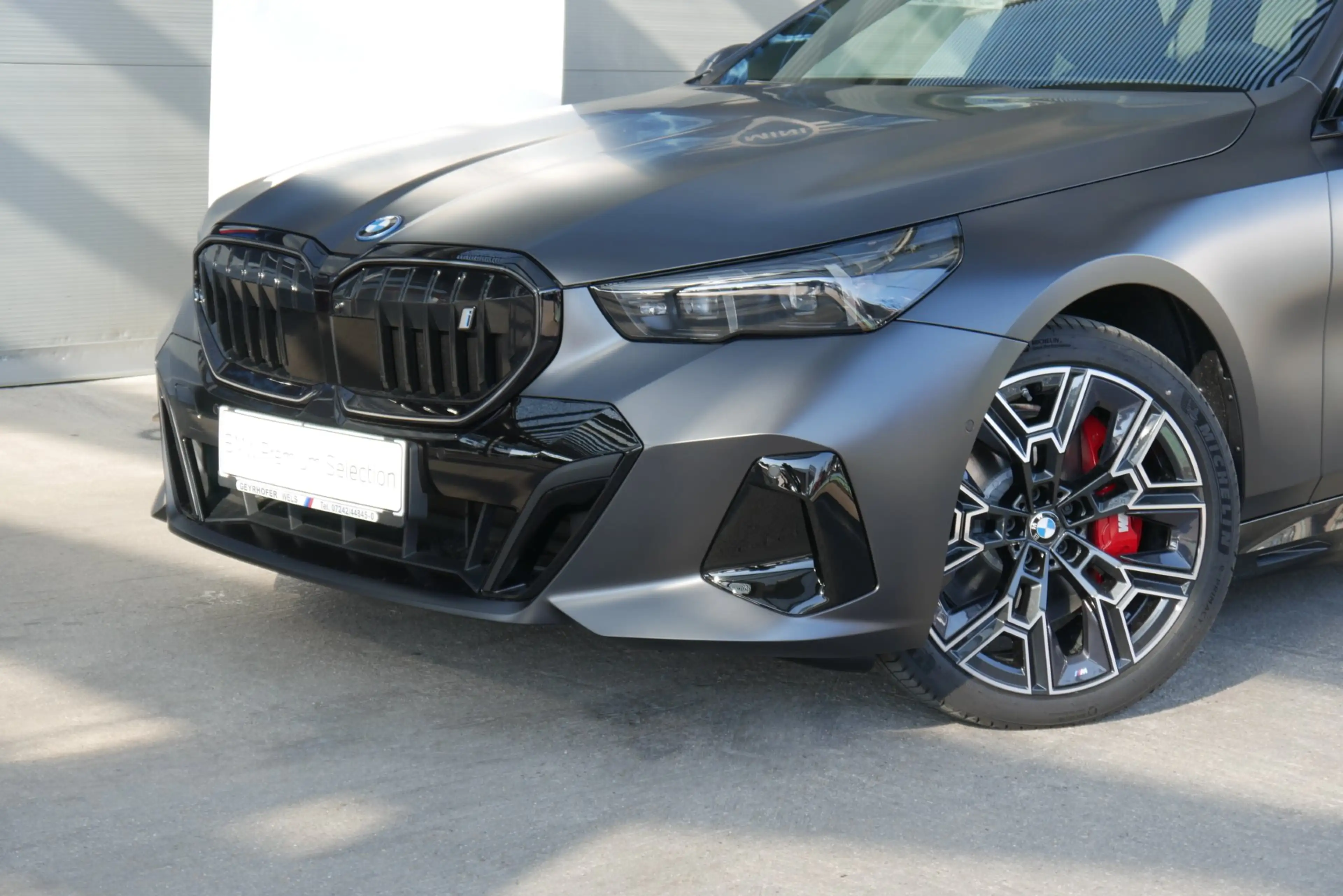 BMW i5 xDrive40 83,9kWh M-Paket Pro/AHK/Innovationspaket/Sitzlüftung/Bower&Wilkins/360°/Comfort Paket/Adapt — photo 3