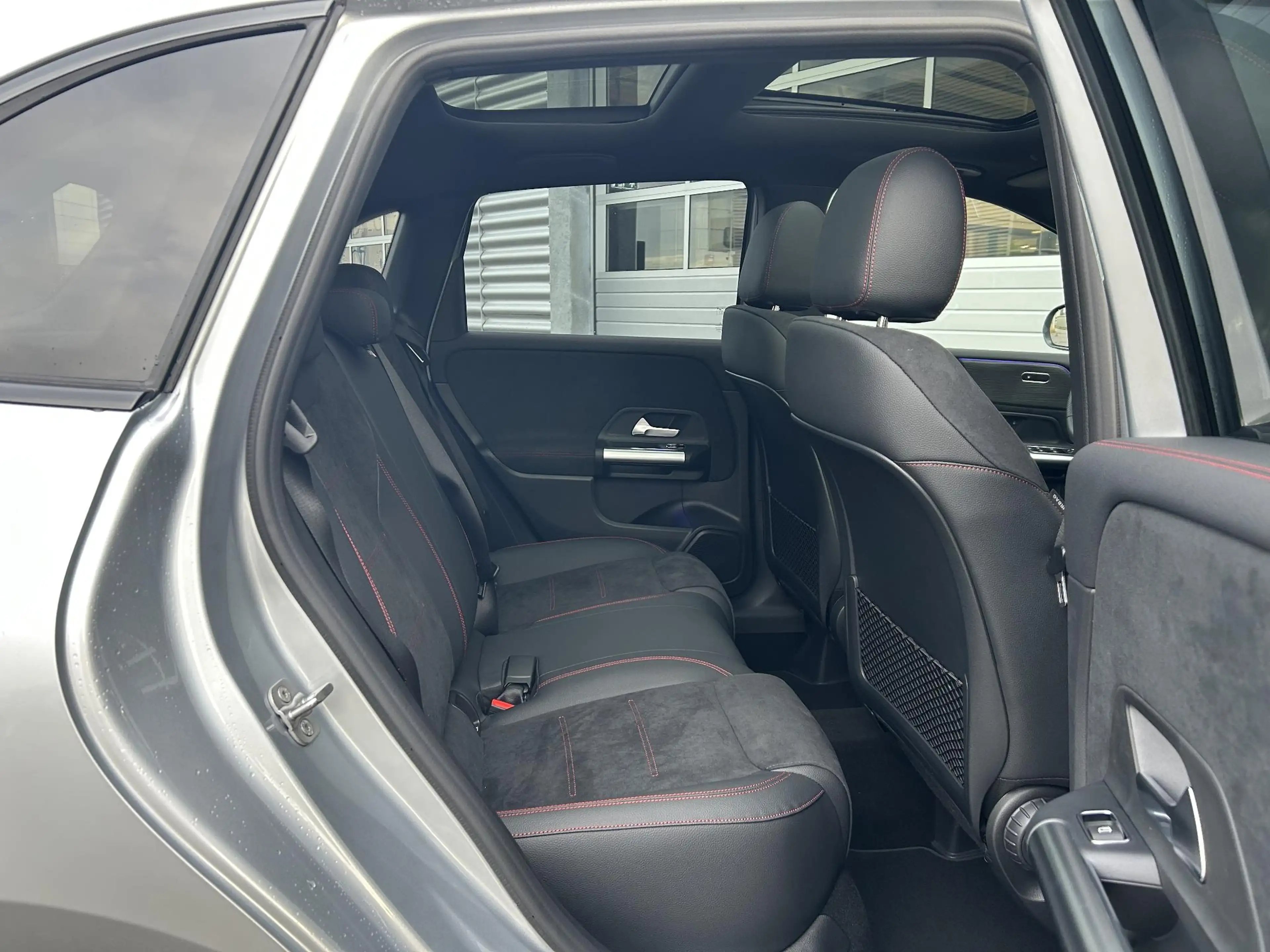 Mercedes-Benz B 250 e Business Solution AMG | Night Pakket | Panoramad — photo 15