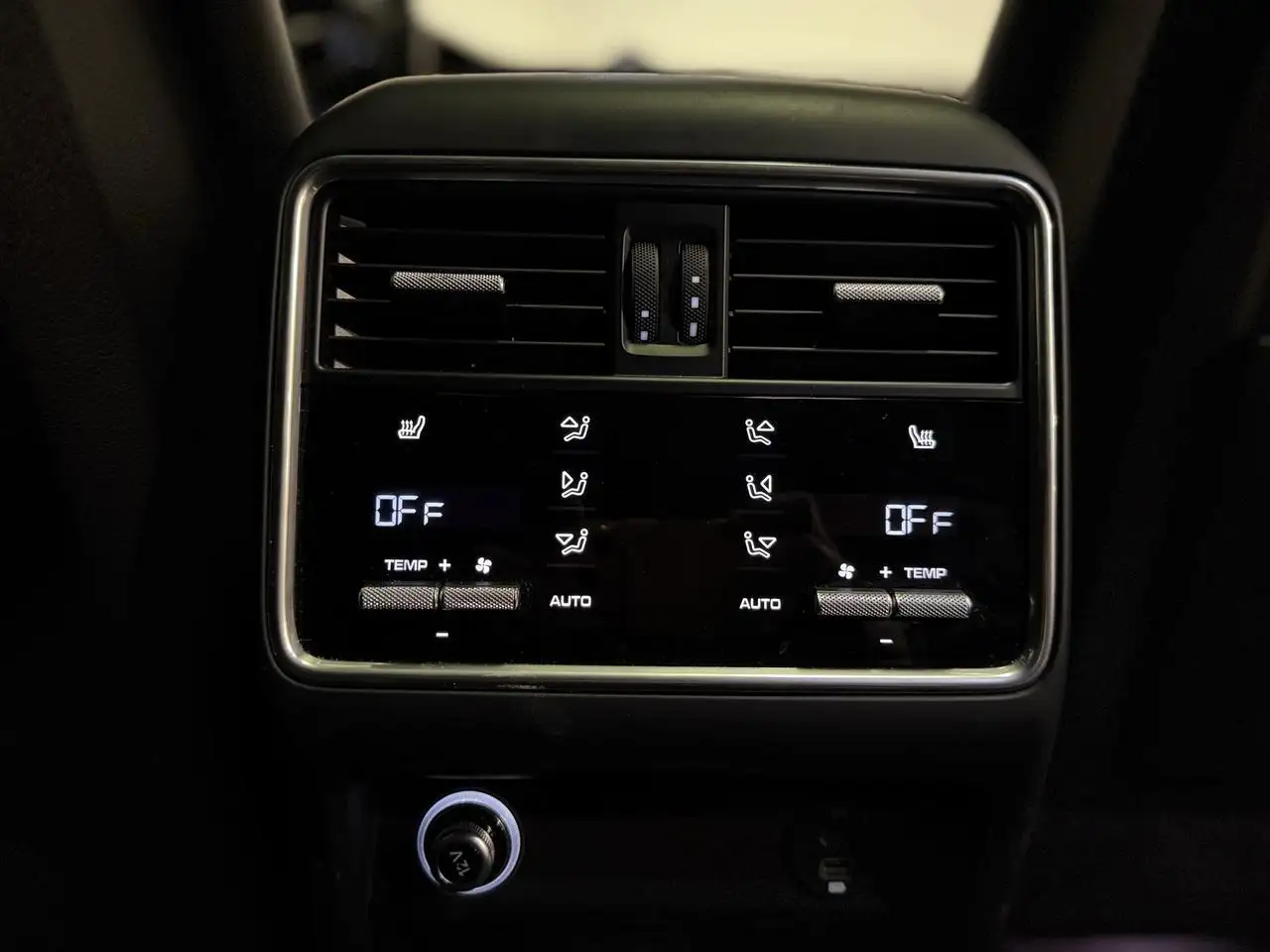 Porsche Cayenne снимка Porsche Cayenne