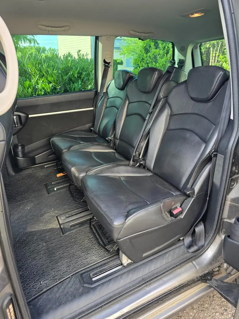 Peugeot 807 807 2.0 HDi SV Executive FAP Gris - 2