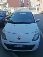 Renault Clio III 2009 3p 1.2 16v Yahoo c/radio Gpl