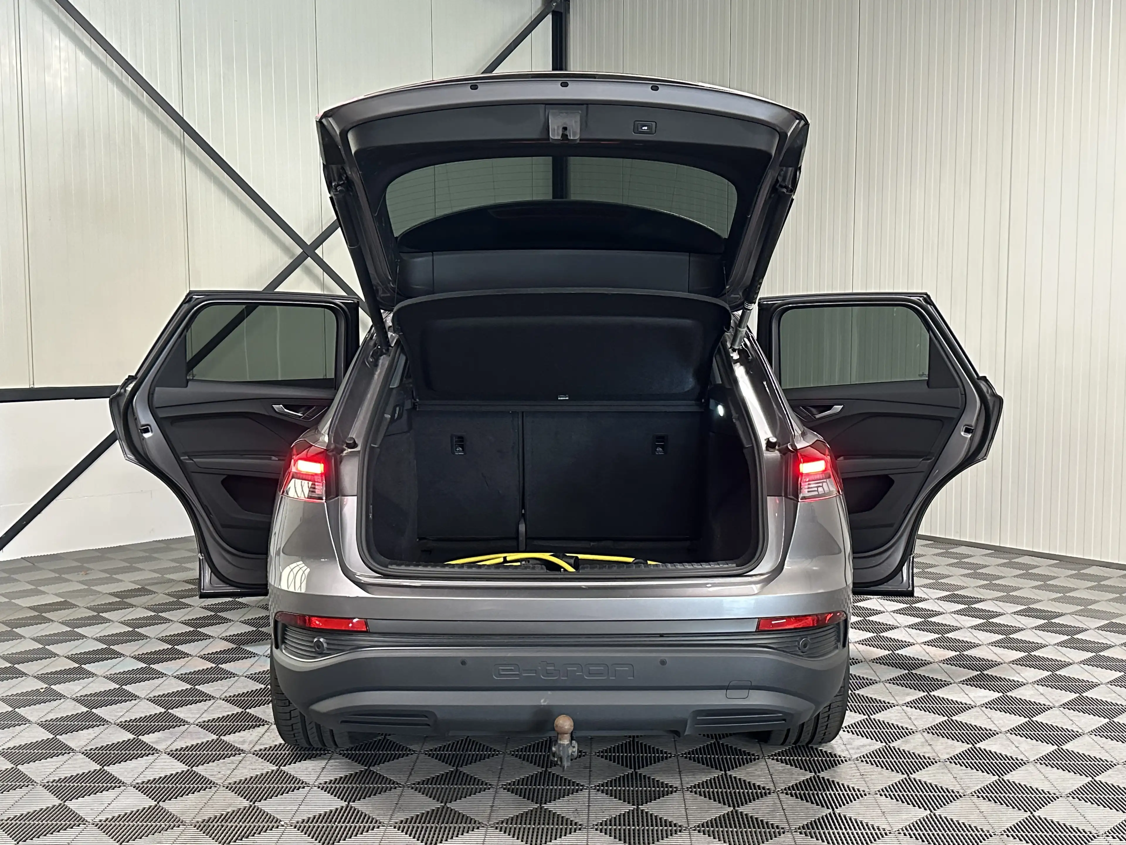 Audi Q4 e-tron 35 Launch Edition 55kWh | 74% SOH | Carplay | Trek — photo 6