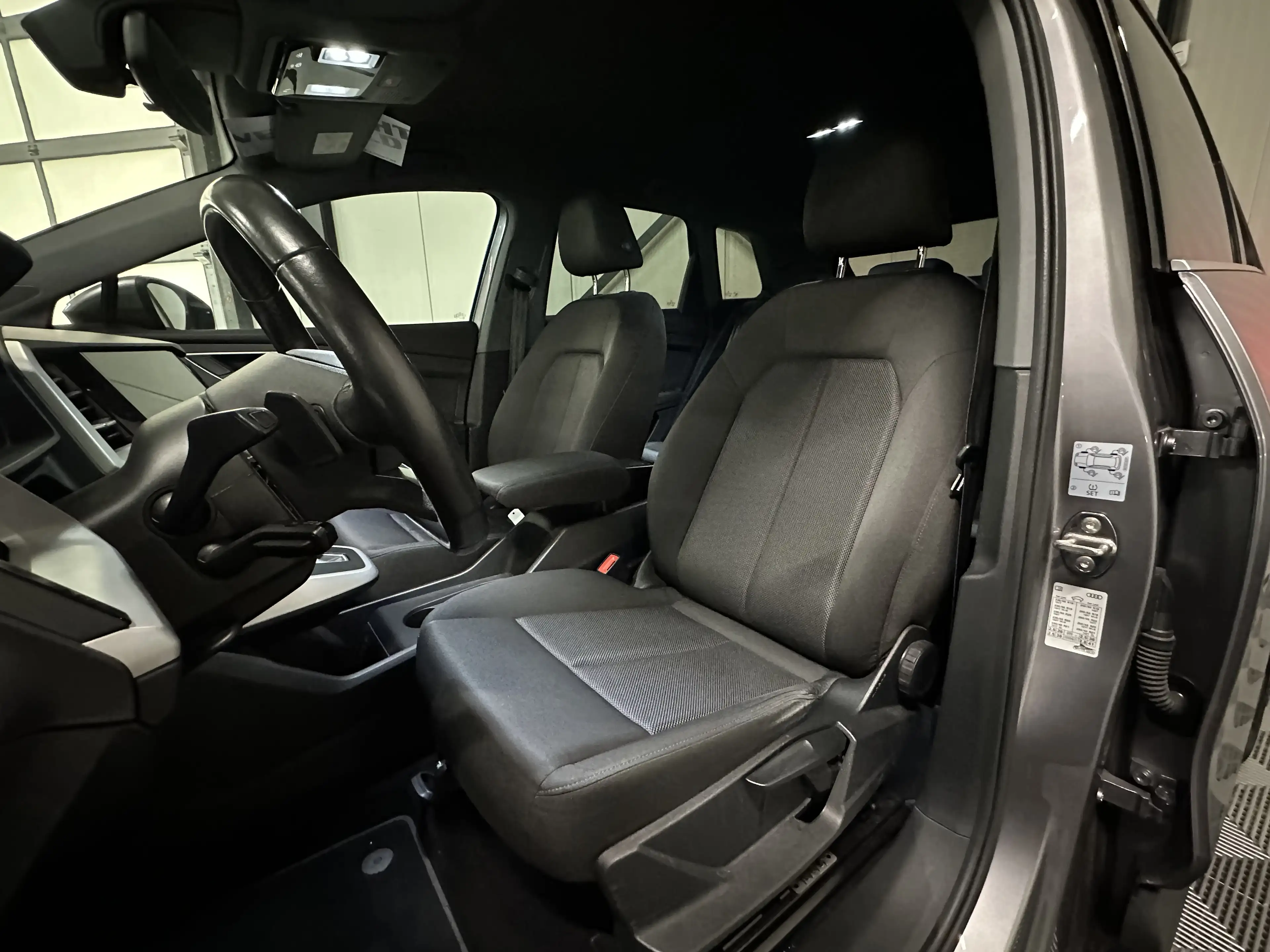 Audi Q4 e-tron 35 Launch Edition 55kWh | 74% SOH | Carplay | Trek — photo 22