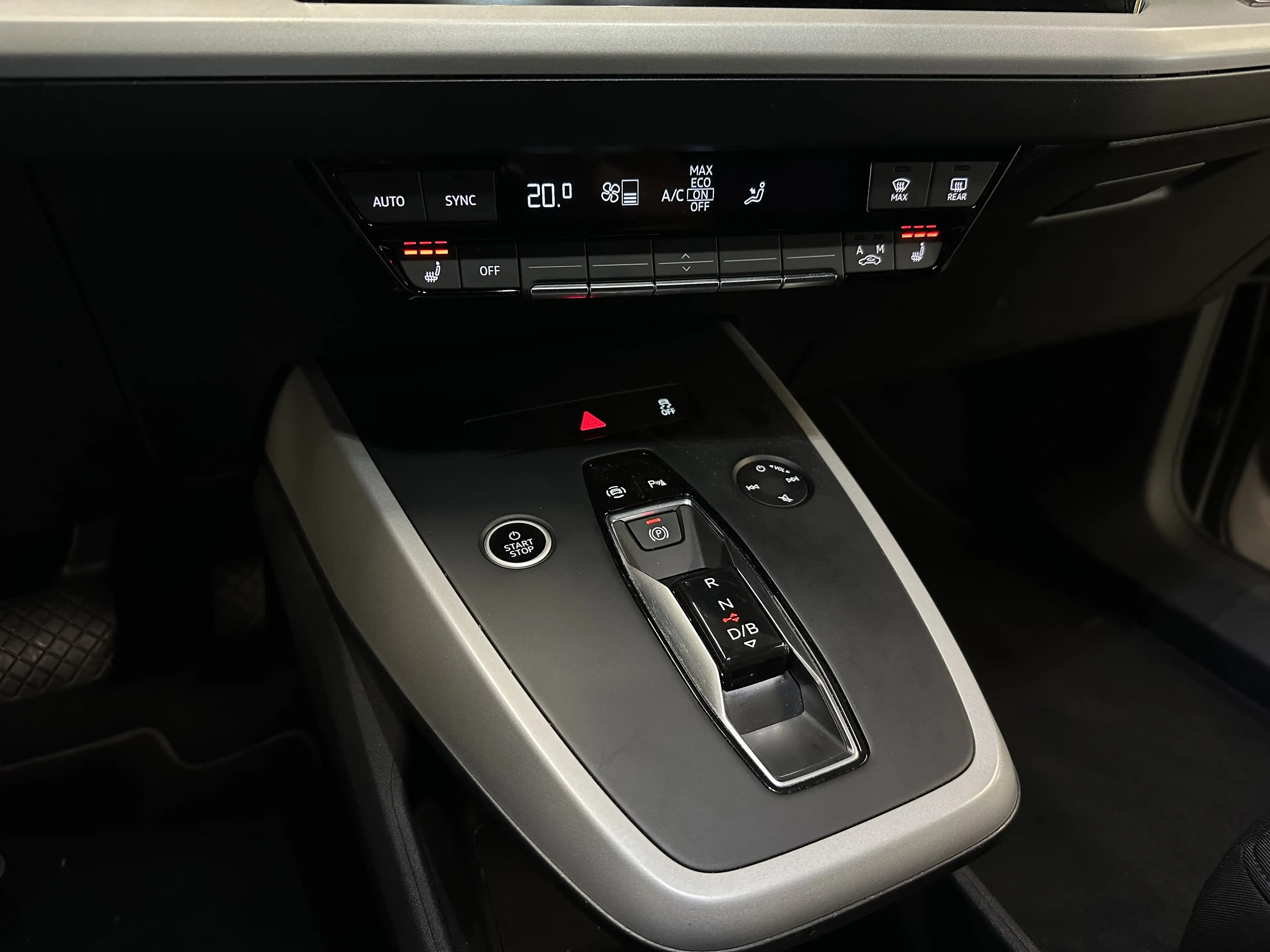 Audi Q4 e-tron 35 Launch Edition 55kWh | 74% SOH | Carplay | Trek — photo 13
