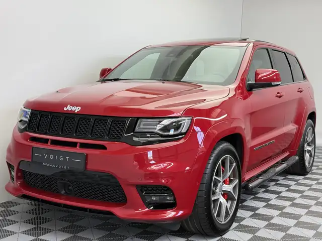 Jeep Grand Cherokee view 26