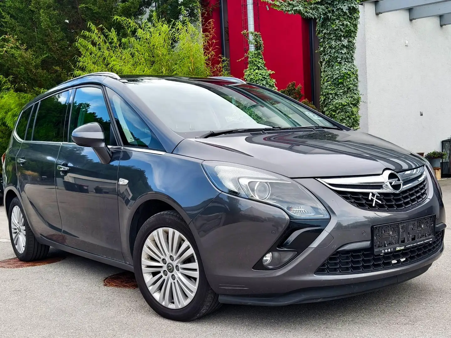 Opel Zafira Tourer Zafira Tourer 2,0 CDTI Ecotec Cosmo Start/Stop Cosmo Grau - 1