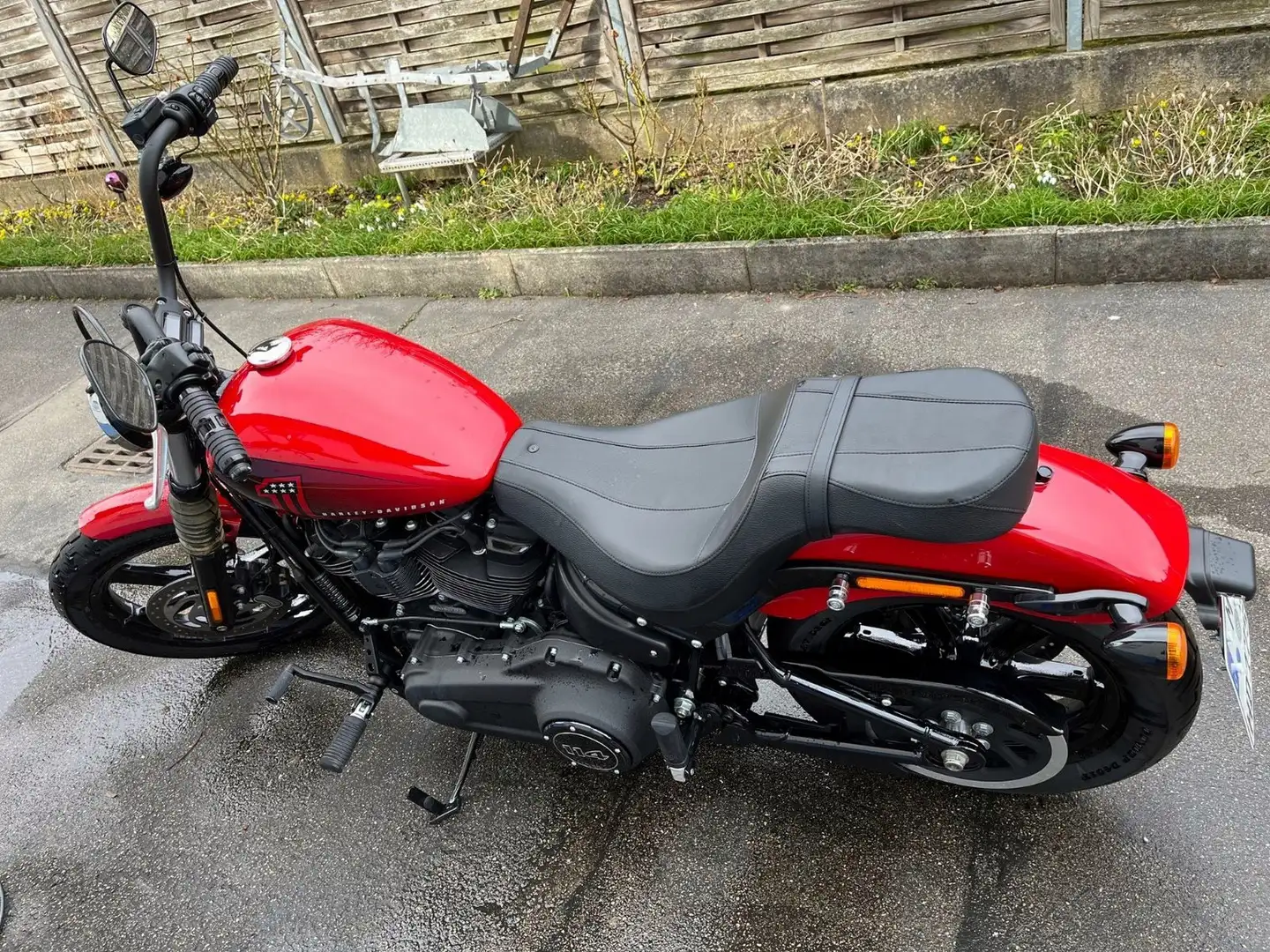 Harley-Davidson Street Bob 114 Roşu - 2