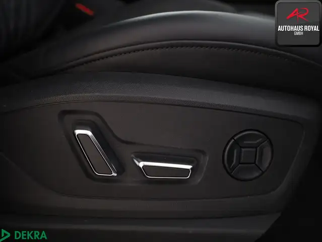 Audi E-Tron view 12