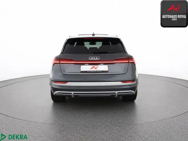 Audi E-Tron view 4