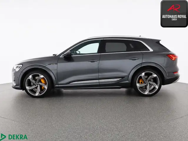 Audi E-Tron view 2