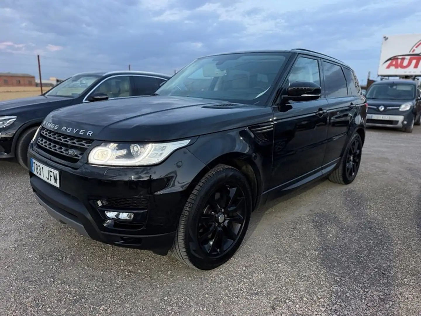 Land Rover Range Rover Sport 3.0 TDV6 258 SE 4x4 5p S/S Aut Negro - 1