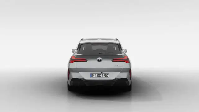 BMW X3 view 4