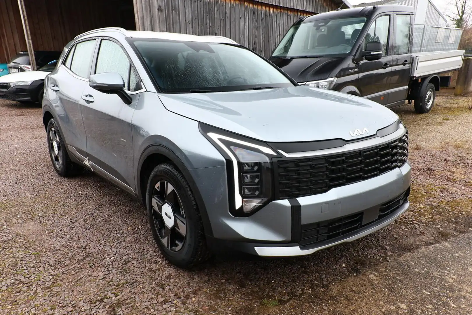Kia Sportage AT ACC LED SHZ Kam Nav 2xPDC Keyl Carpl 110 kW ... Silber - 2