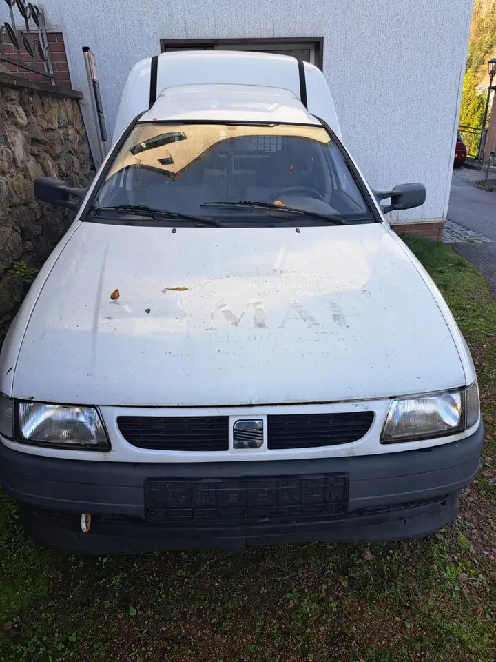 SEAT Inca