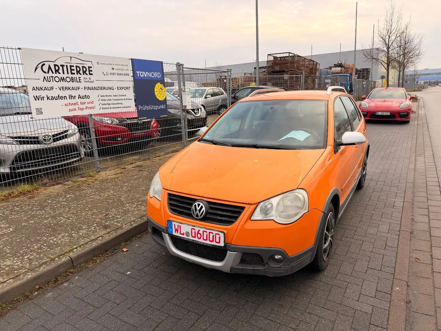 Volkswagen Polo IV CrossPolo 1,9 TDi *2. Hand*Klima*2x SHZ* Orange - 1