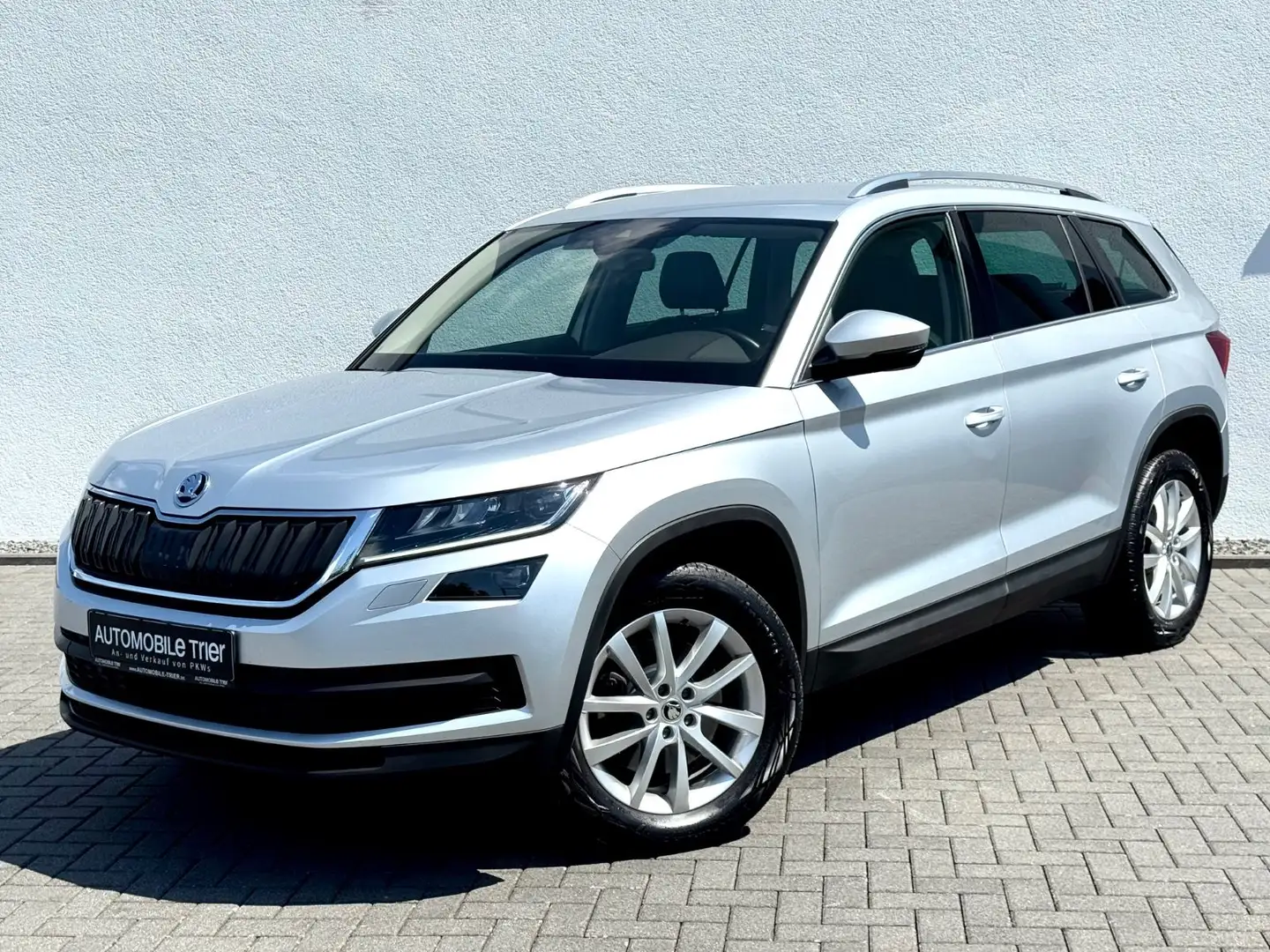Skoda Kodiaq 2.0 TSI 4x4 / 7.SITZER/1.HAND/GARANTIE/ Argintiu - 1