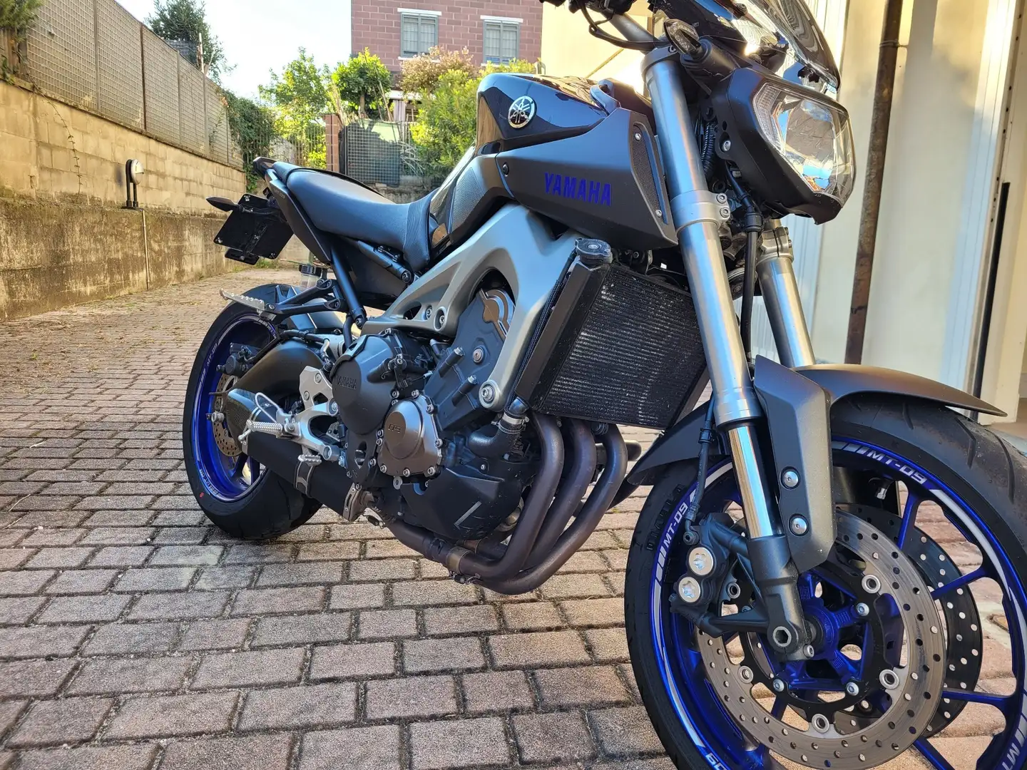 Yamaha MT-09 Černá - 1