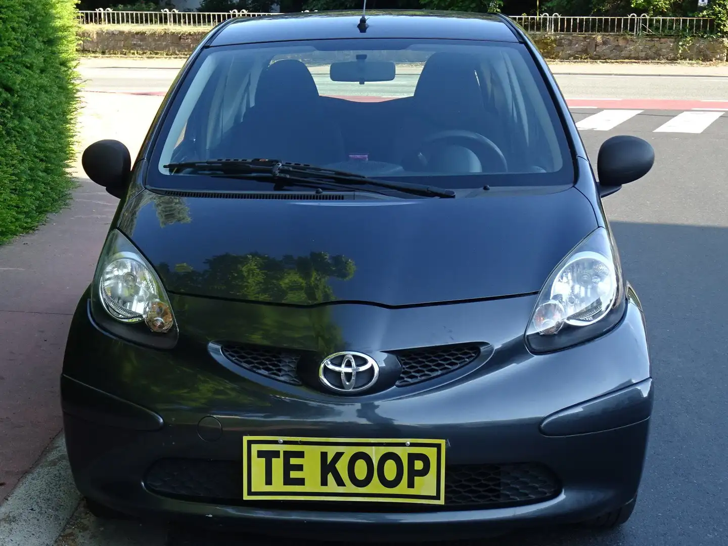 Toyota Aygo Aygo Gris - 2