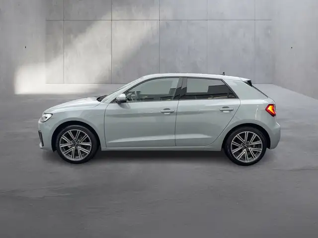 Audi A1 view 2