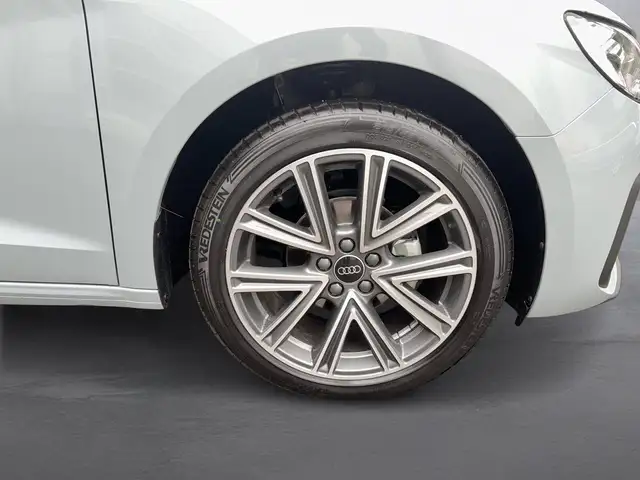 Audi A1 view 6