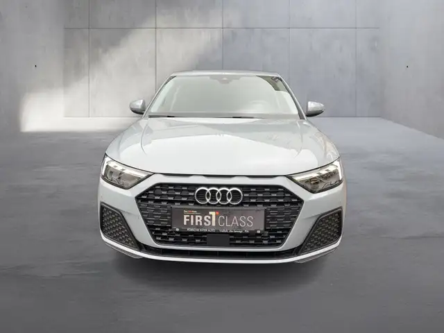 Audi A1 view 7