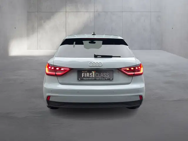 Audi A1 view 4