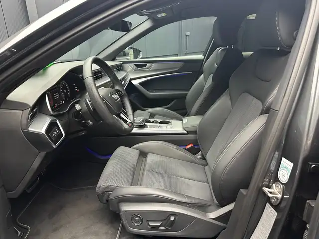 Audi A6 Avant view 15