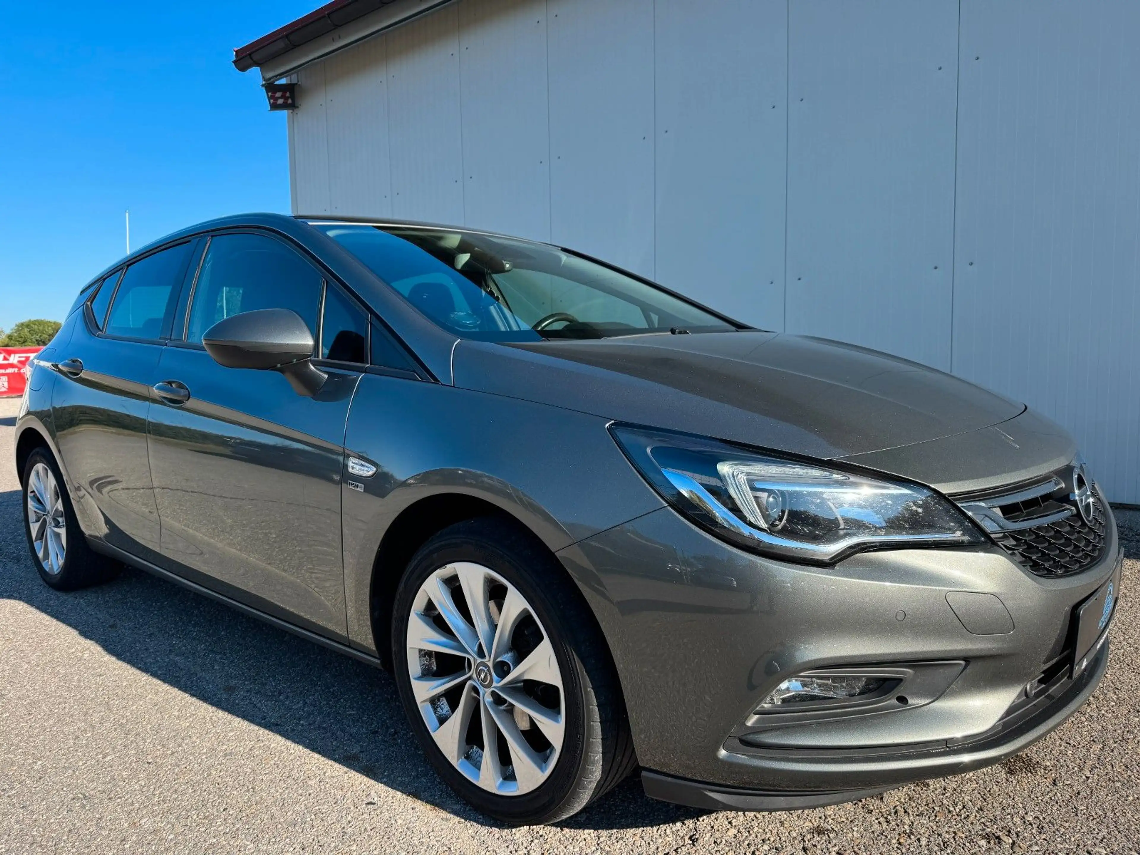 Opel Astra K Lim. 5-trg. 120 Jahre *KLIMA*TOUCH*SHZ* — photo 2