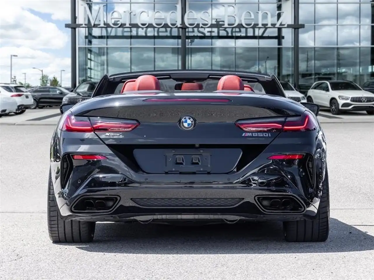 BMW 8 Series снимка BMW 8 Series
