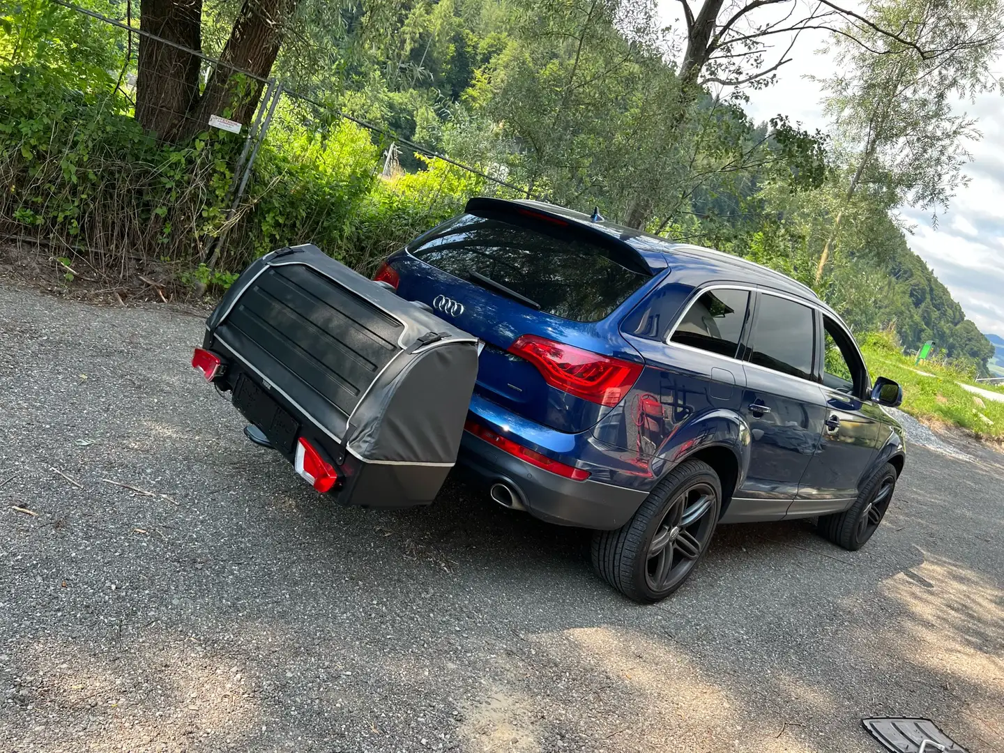 Audi Q7 3.0 TDI DPF clean diesel quattro tiptronic Blau - 2