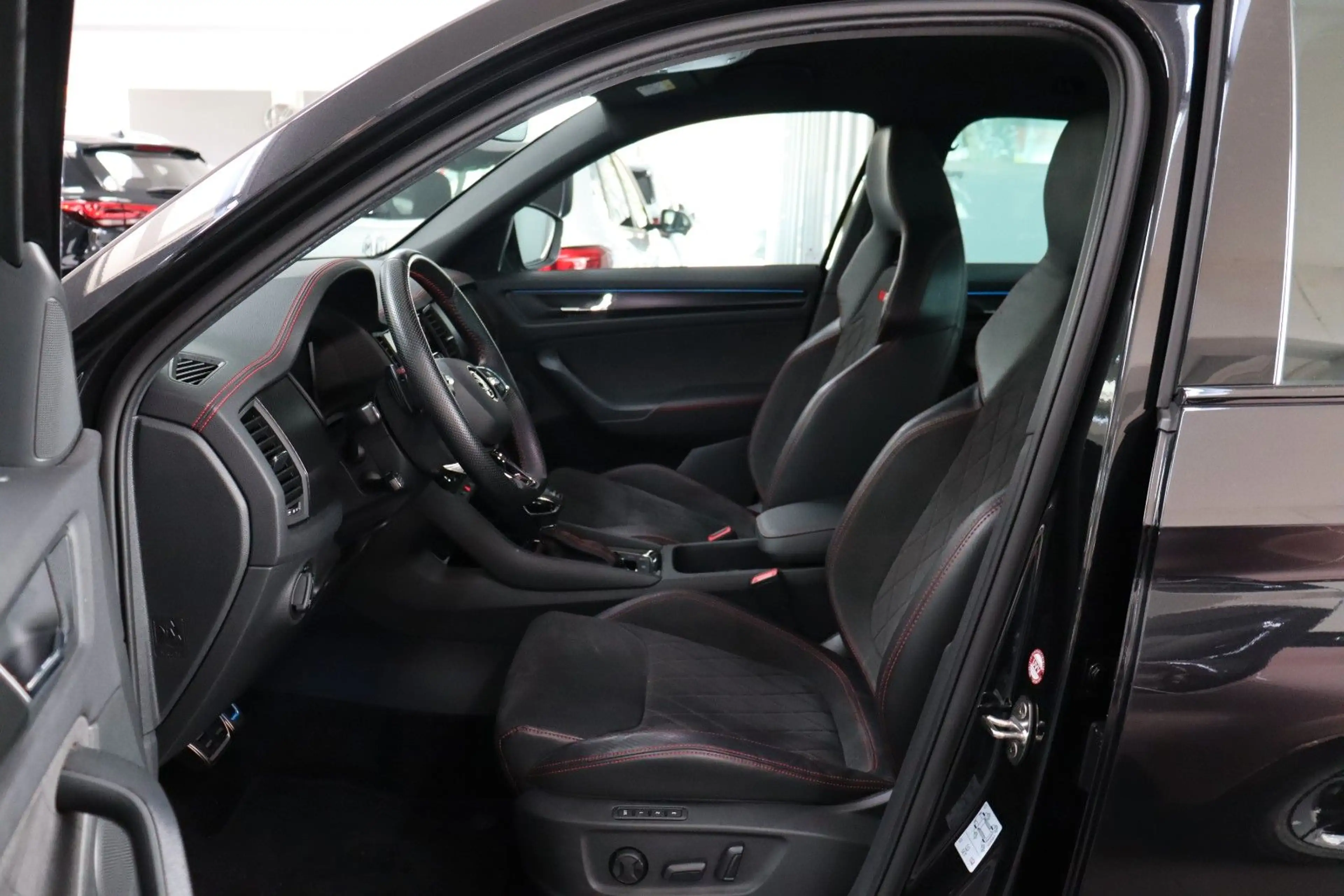 Skoda Kodiaq RS 4x4 FL Navi/ACC/e.Heck/R-Cam SOFORT — photo 12