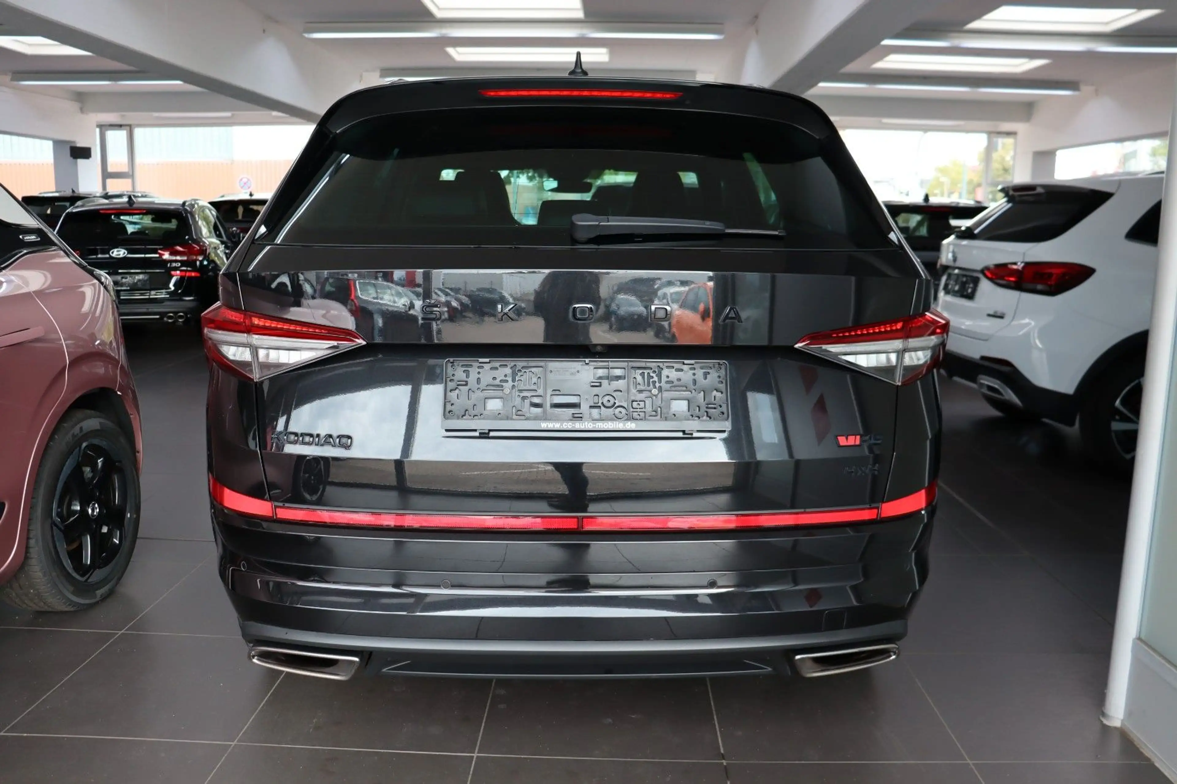 Skoda Kodiaq RS 4x4 FL Navi/ACC/e.Heck/R-Cam SOFORT — photo 5