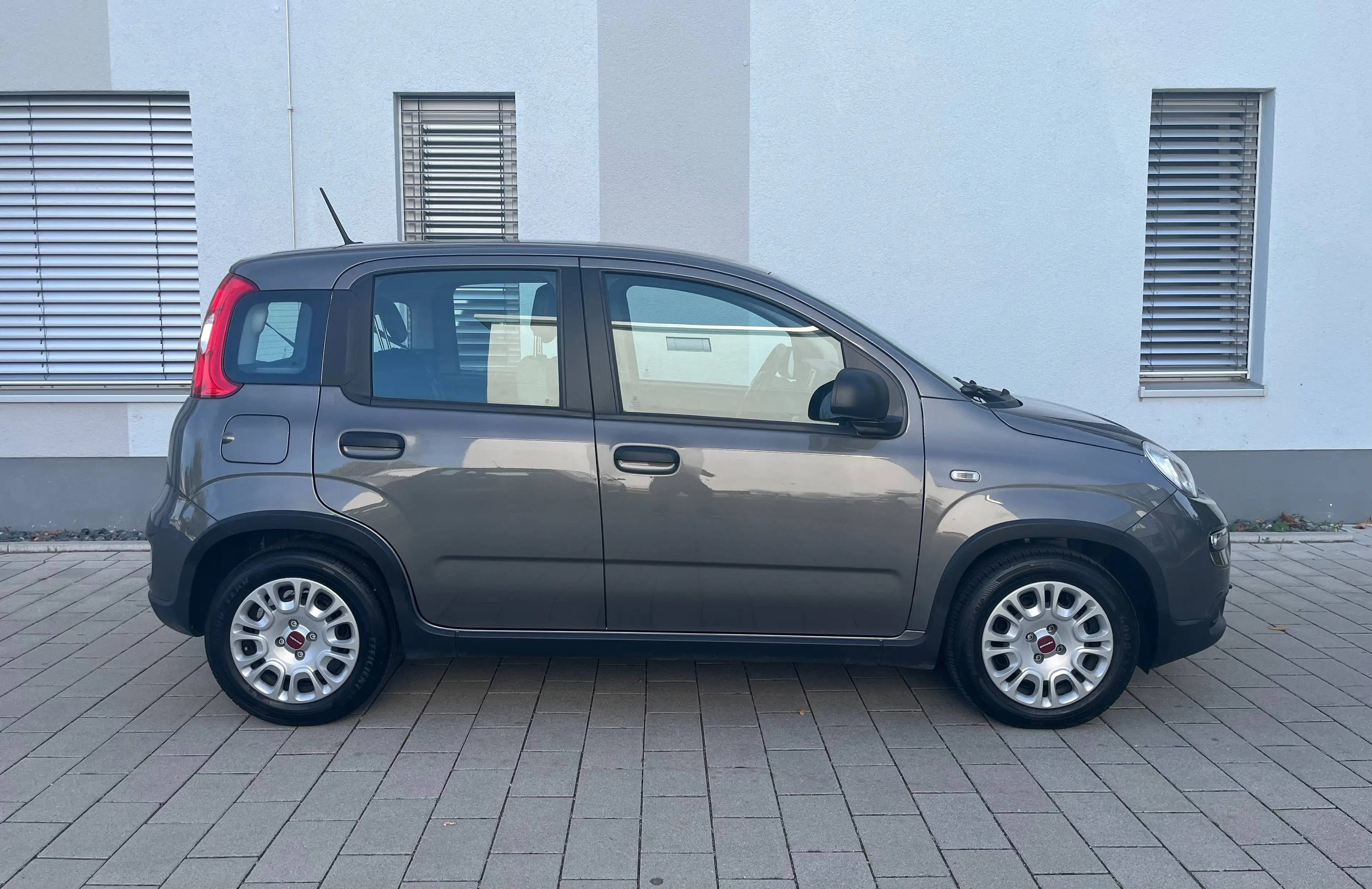 Fiat Panda TÜV AU NEU*KLIMA*BLUETOOTH*MULTIFUNKTIONSLENKRAD* — photo 9