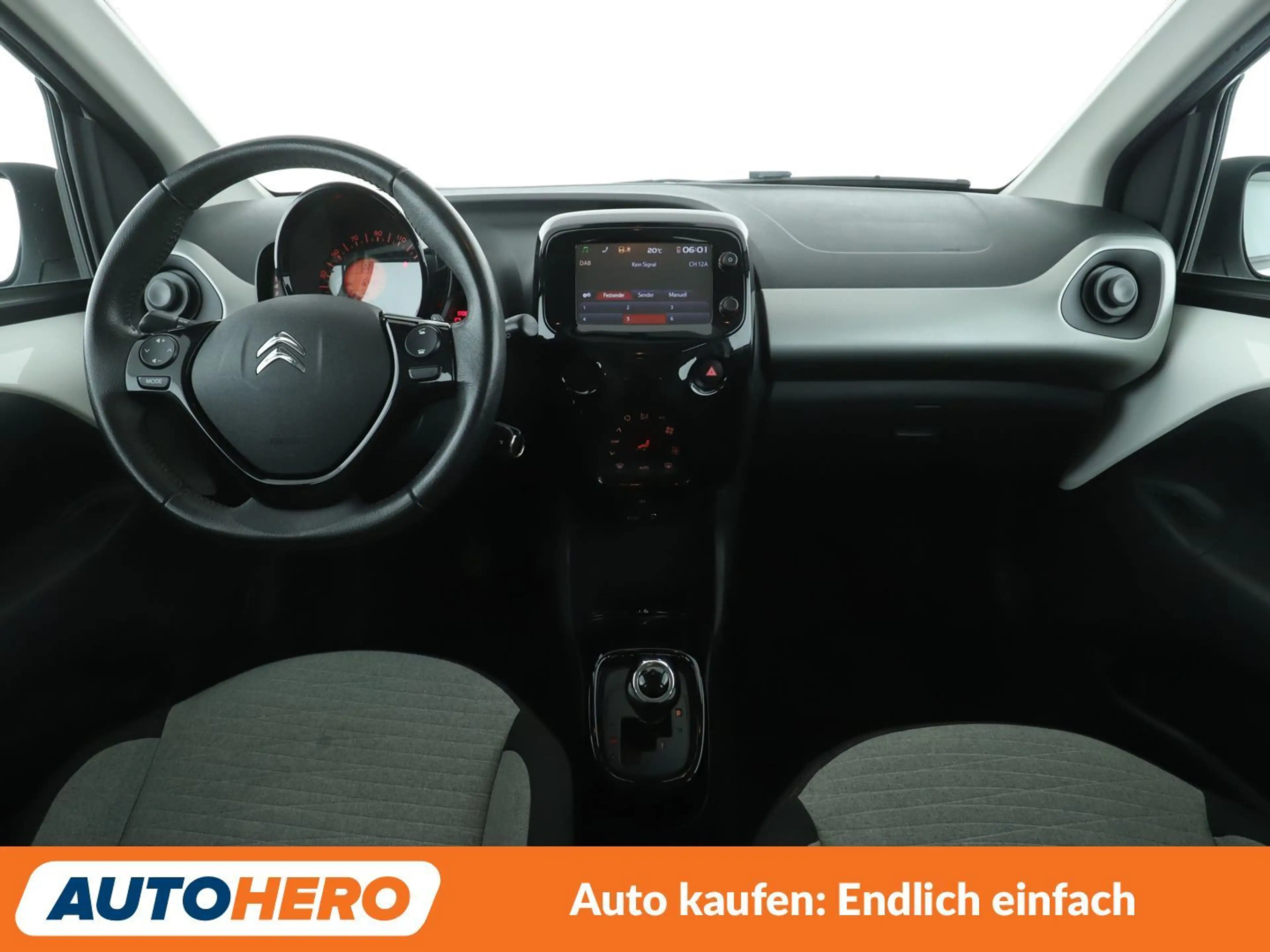 Citroen C1 1.0 VTi Shine — photo 12
