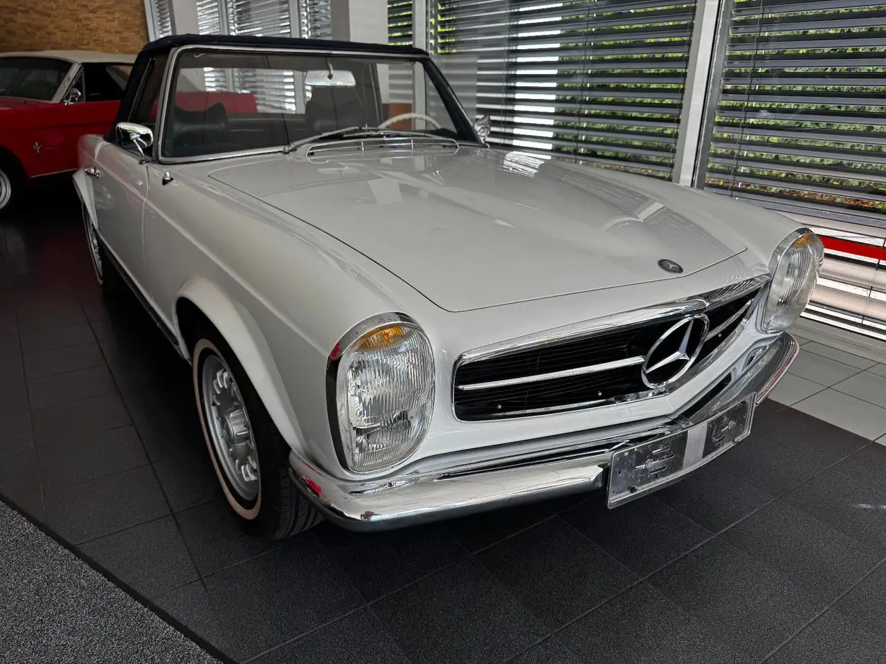 Mercedes-Benz SL 230 PAGODE, foto 2