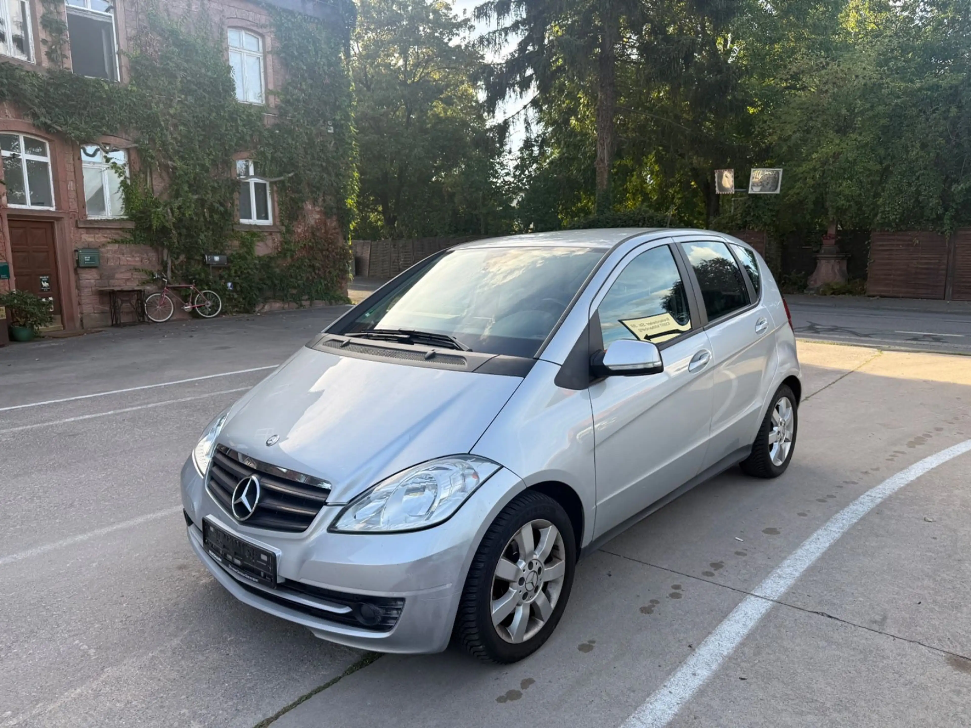 Mercedes-Benz A 180 5-türig/Automatik/Angängerkupplung/Rentner
