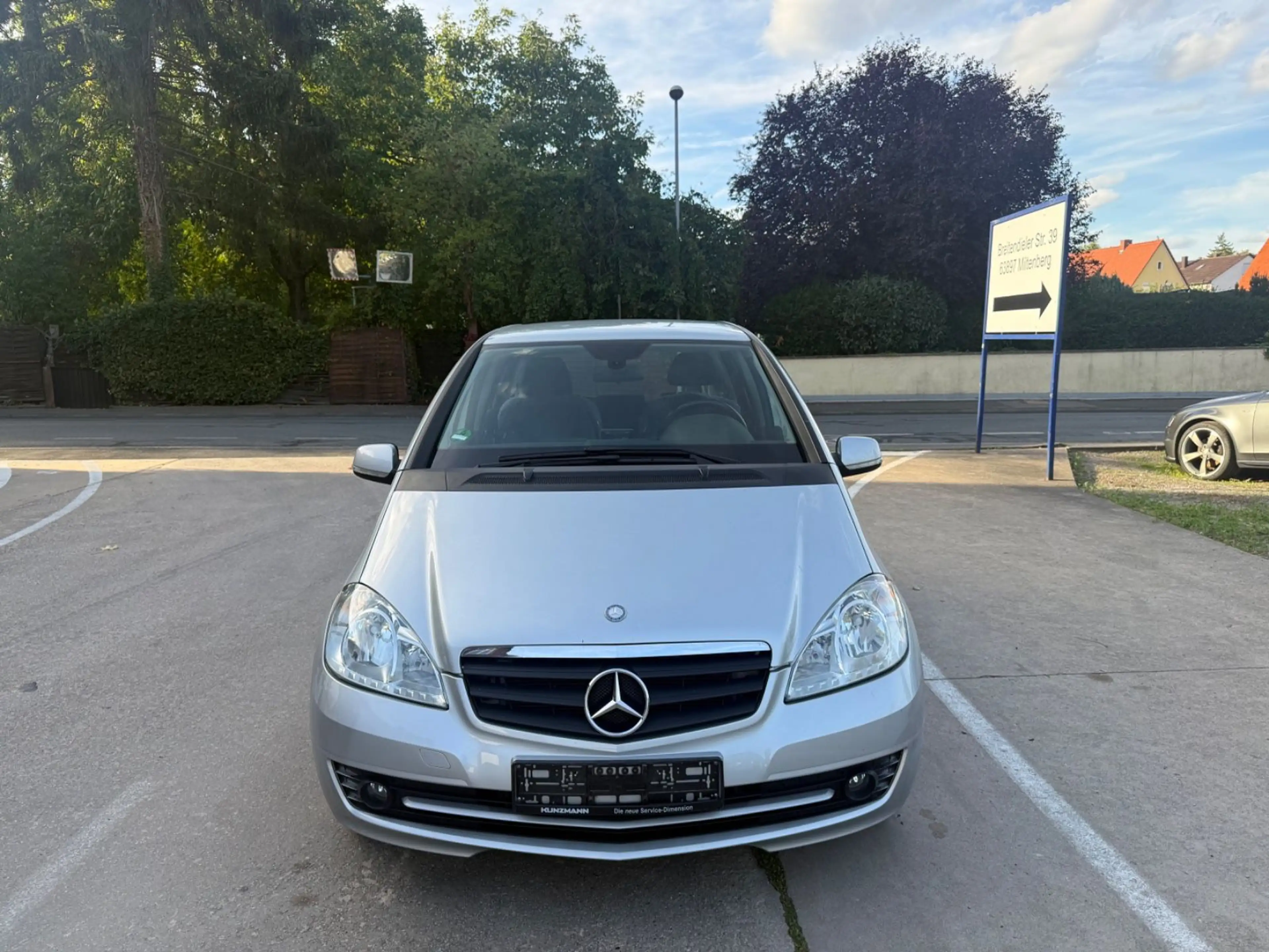 Mercedes-Benz A 180 5-türig/Automatik/Angängerkupplung/Rentner — photo 3