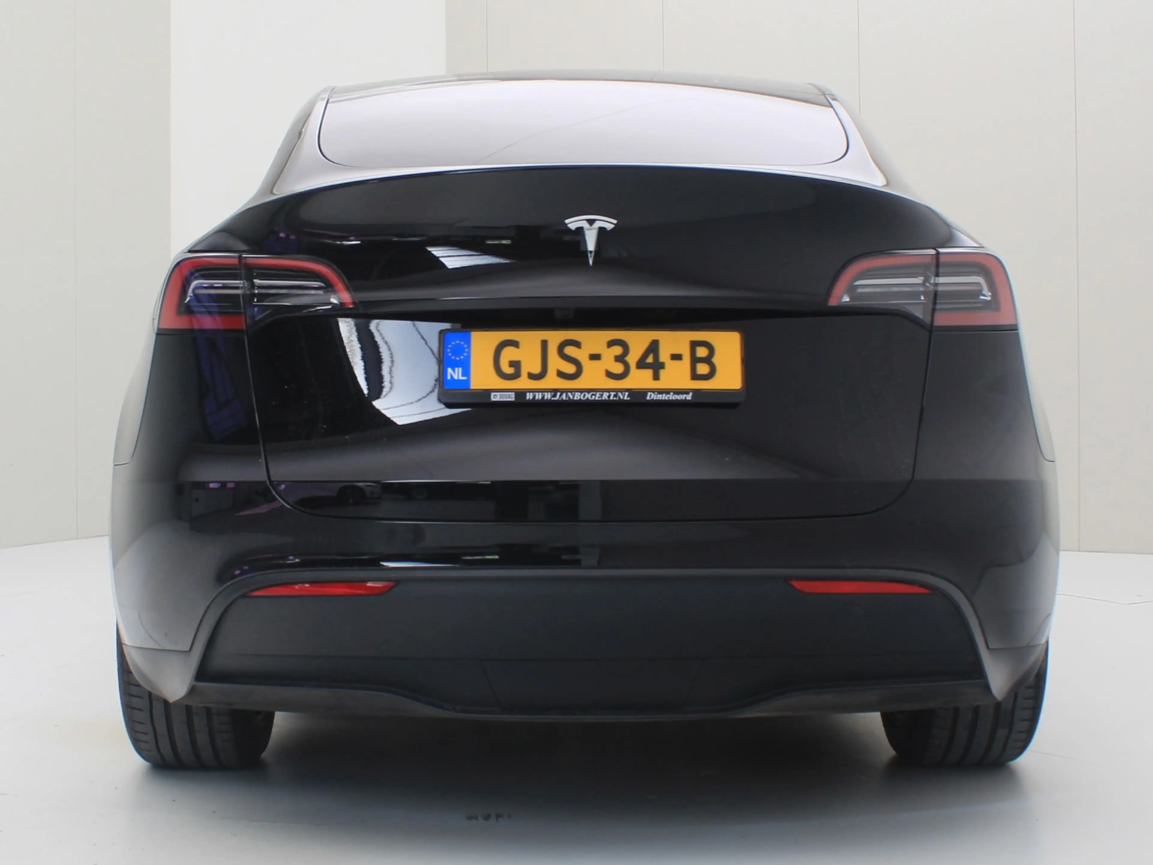 Tesla Model Y Standard RWD Plus 351pk [ HW4+FSD SUPERVISED €99 P — photo 7