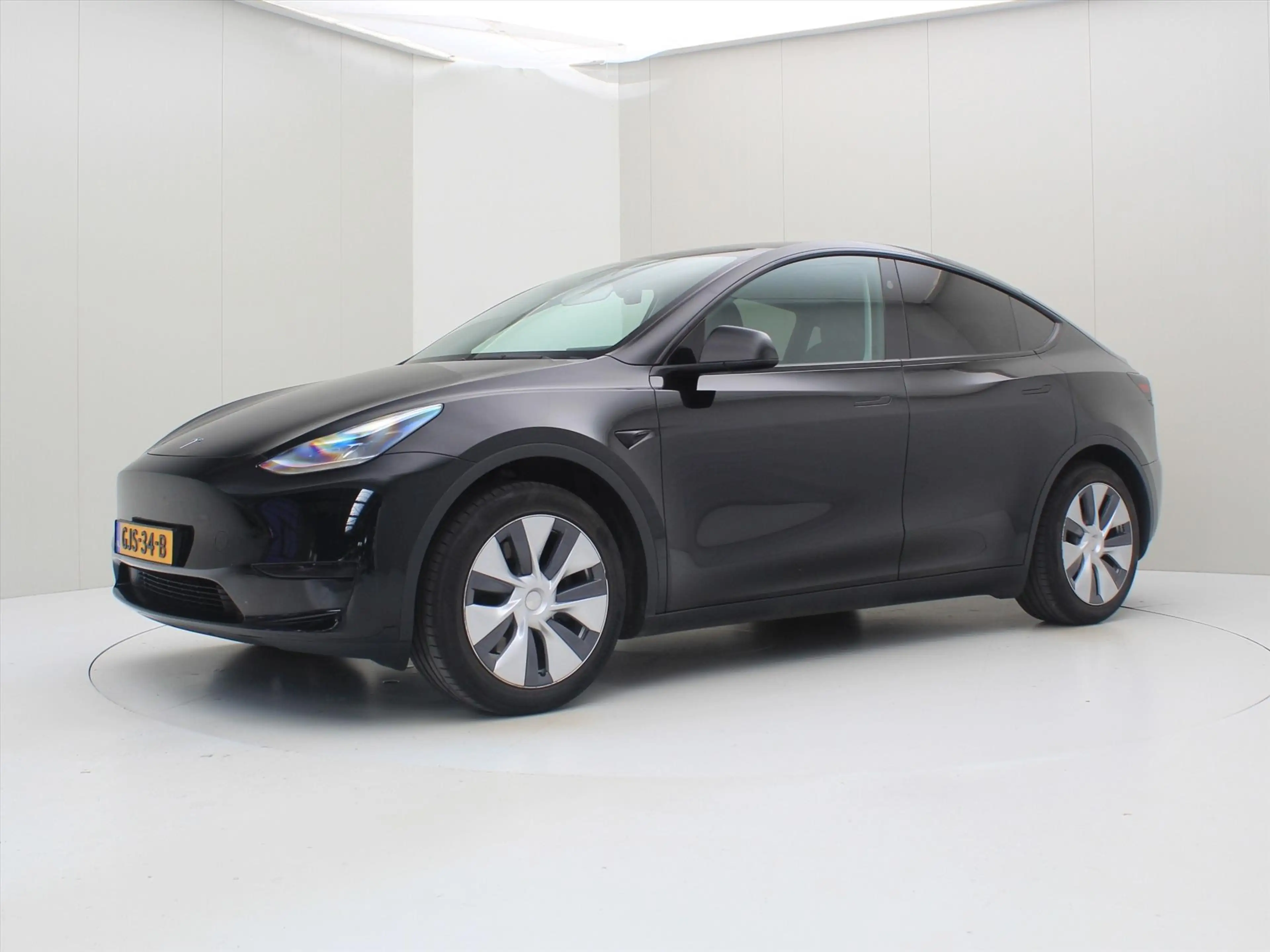 Tesla Model Y Standard RWD Plus 351pk [ HW4+FSD SUPERVISED €99 P — photo 8