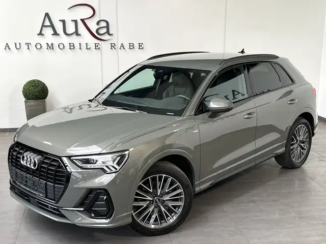 Audi Q3 view 2