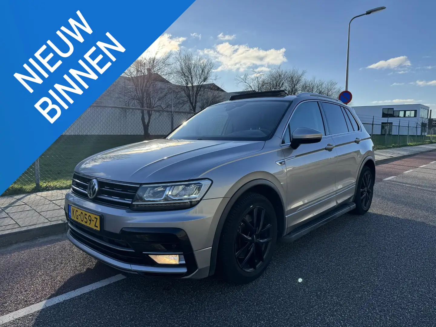 Volkswagen Tiguan 2.0 TSI 4Motion Highline R-Line|Pano|LED|Adaptive Gris - 1