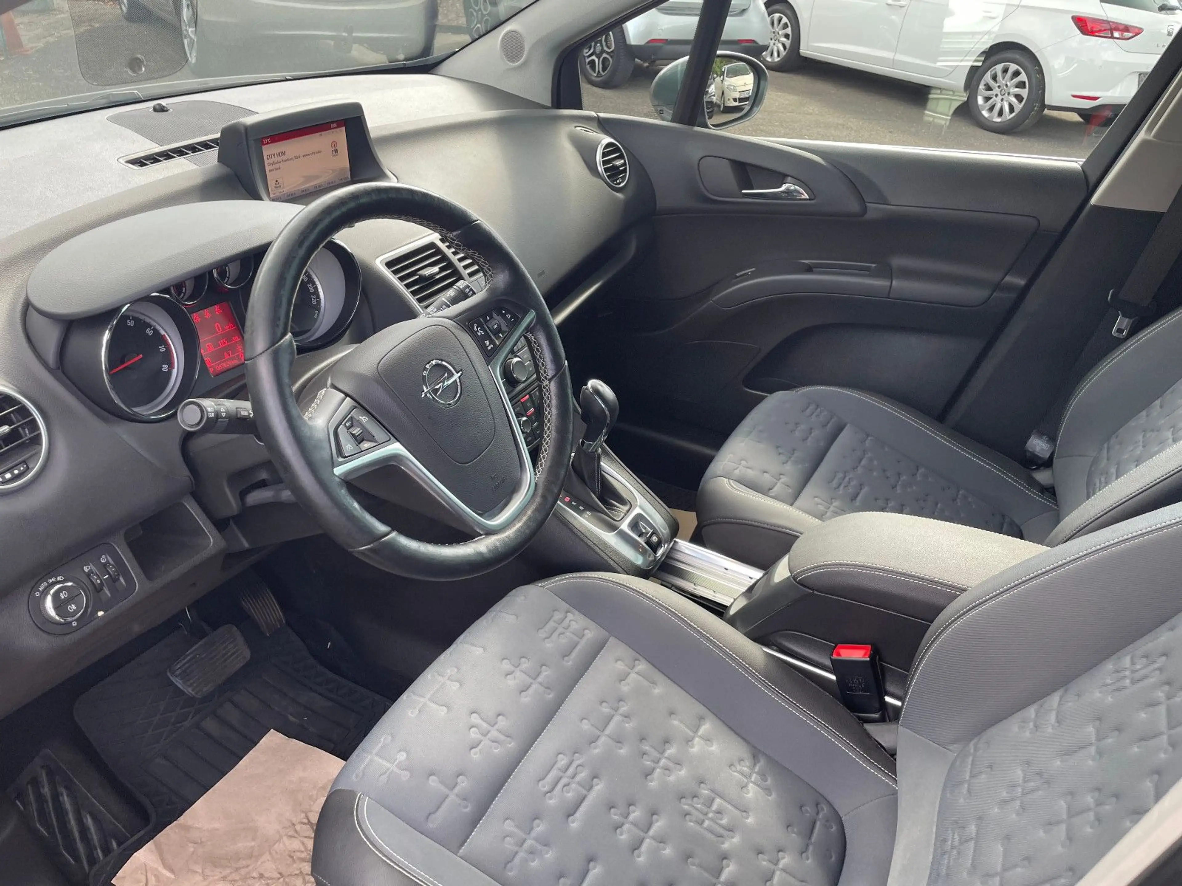 Opel Meriva B Innovation AUTOMATIK — photo 13