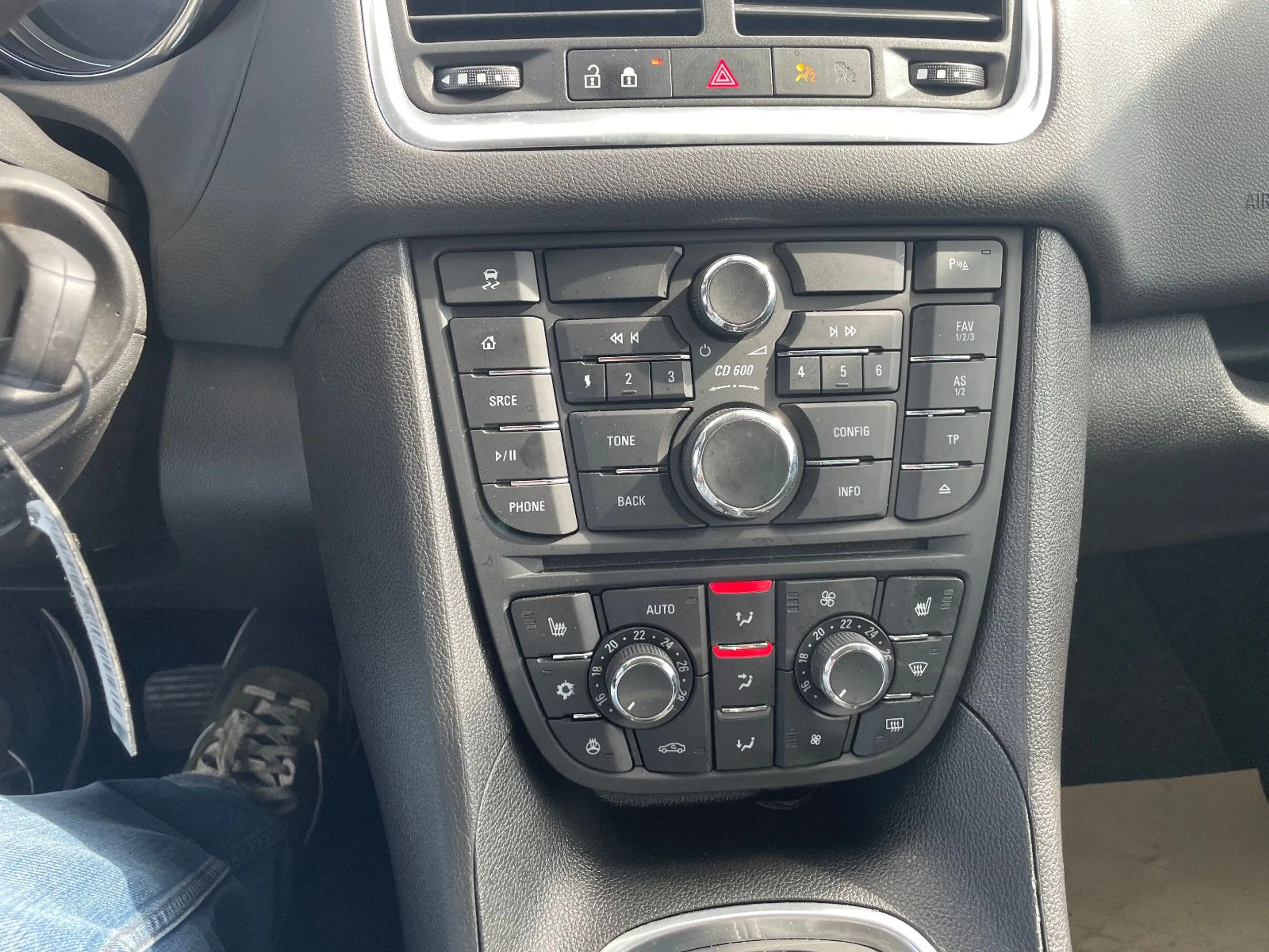 Opel Meriva B Innovation AUTOMATIK — photo 8