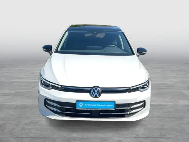 Volkswagen Golf view 8