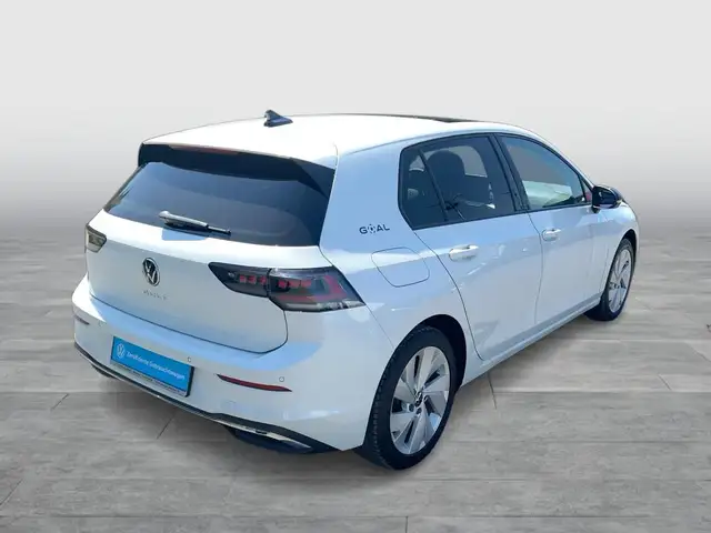 Volkswagen Golf view 5