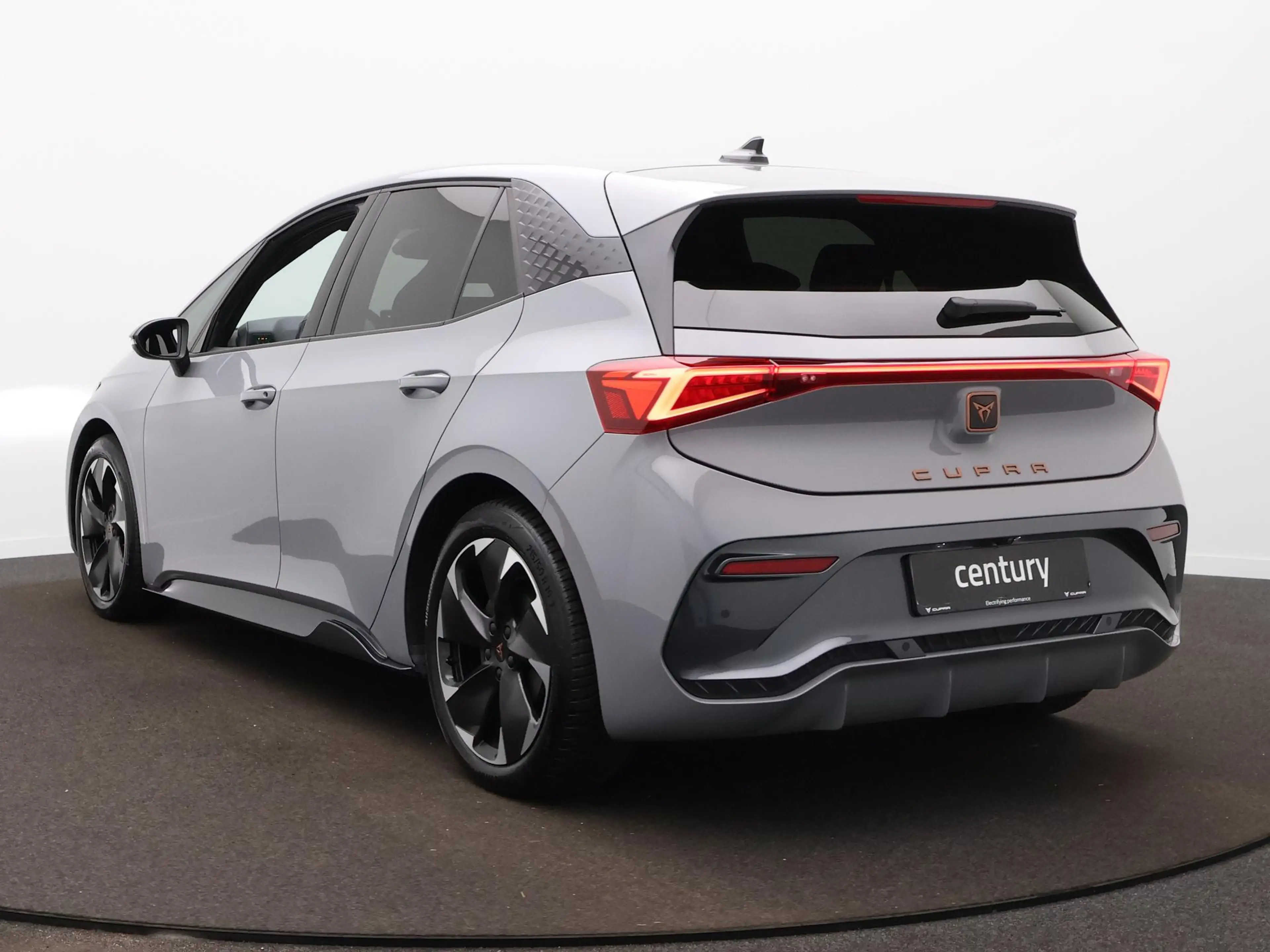 CUPRA Born Impulse 62 kWh | ACC | Stoelverwarming | Navi | — photo 8