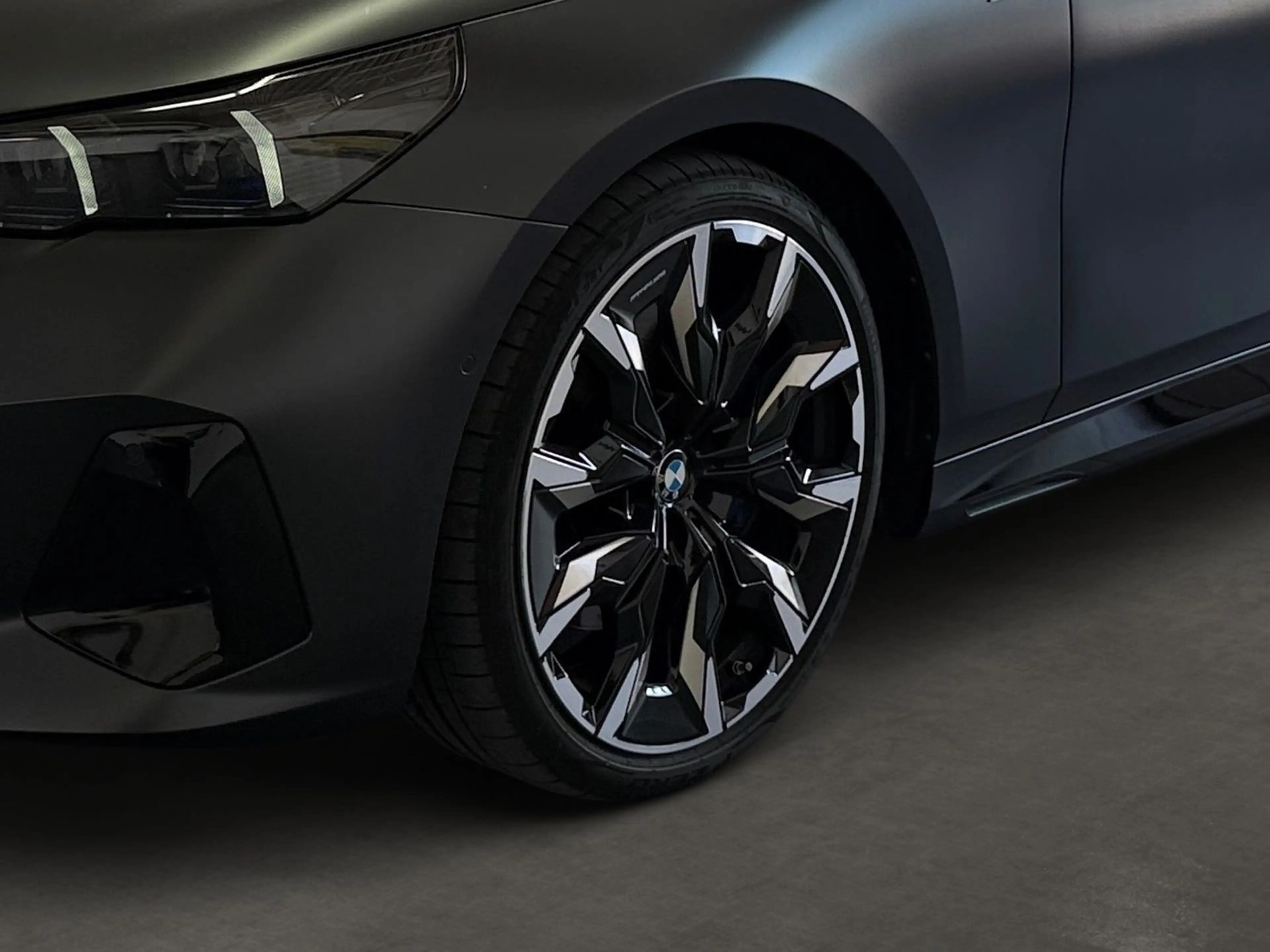 BMW 540 dLim.xDrive*M Sport*a.LED*ACC*360°*H&K*StandH — photo 8